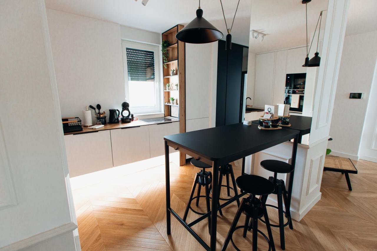 Stan Na Dan - Chic Home Banja Luka Kültér fotó